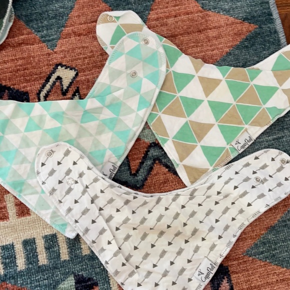 copper pearl Other - Copper pearl bibs